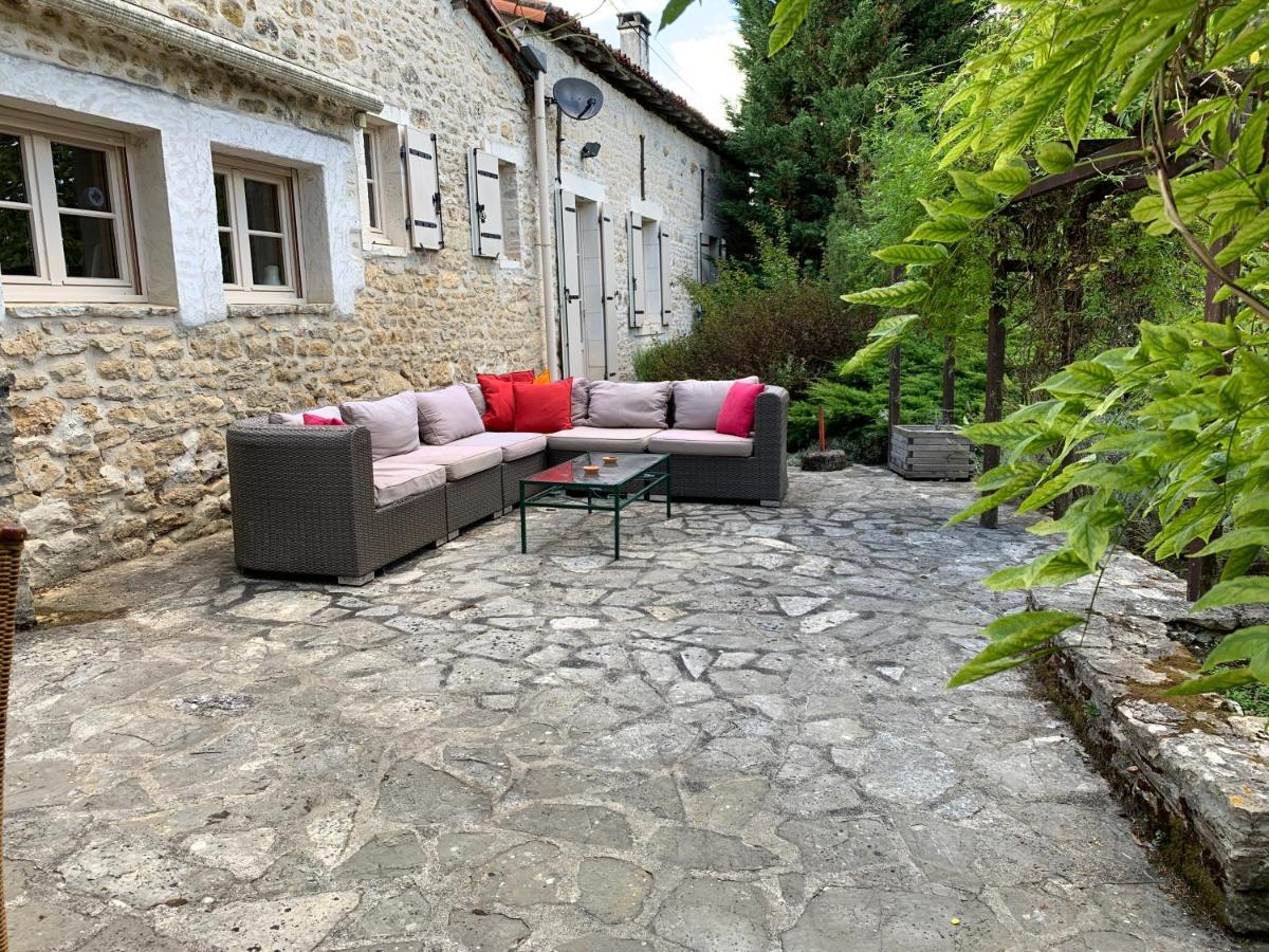 Uniquely Private Holiday Villa In The Charente Puyreaux Bagian luar foto