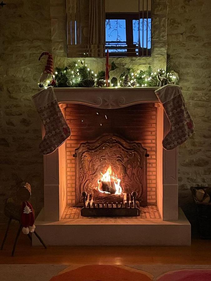 Uniquely Private Holiday Villa In The Charente Puyreaux Bagian luar foto