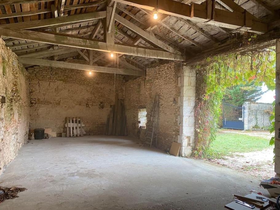 Uniquely Private Holiday Villa In The Charente Puyreaux Bagian luar foto