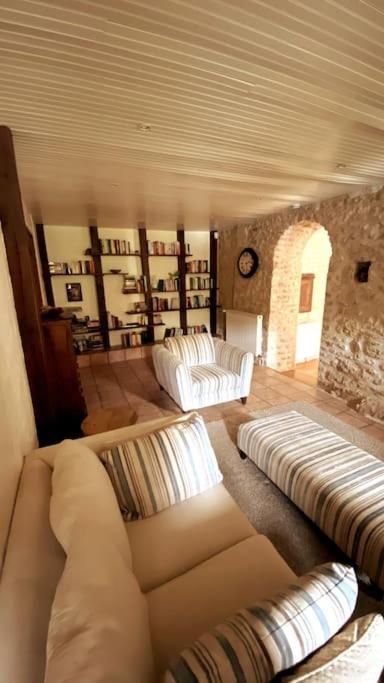 Uniquely Private Holiday Villa In The Charente Puyreaux Bagian luar foto