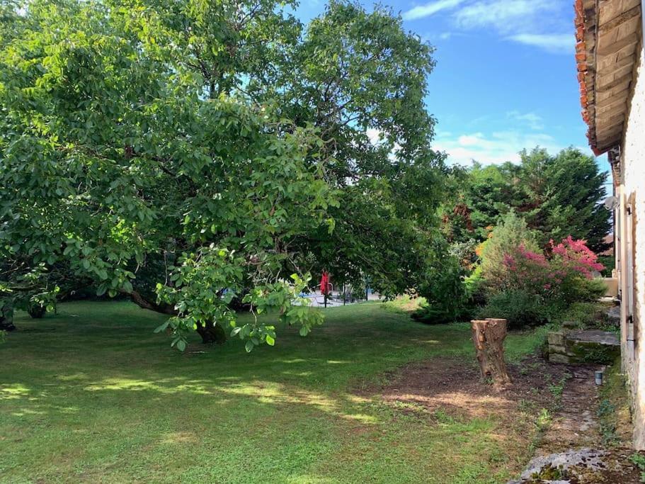 Uniquely Private Holiday Villa In The Charente Puyreaux Bagian luar foto